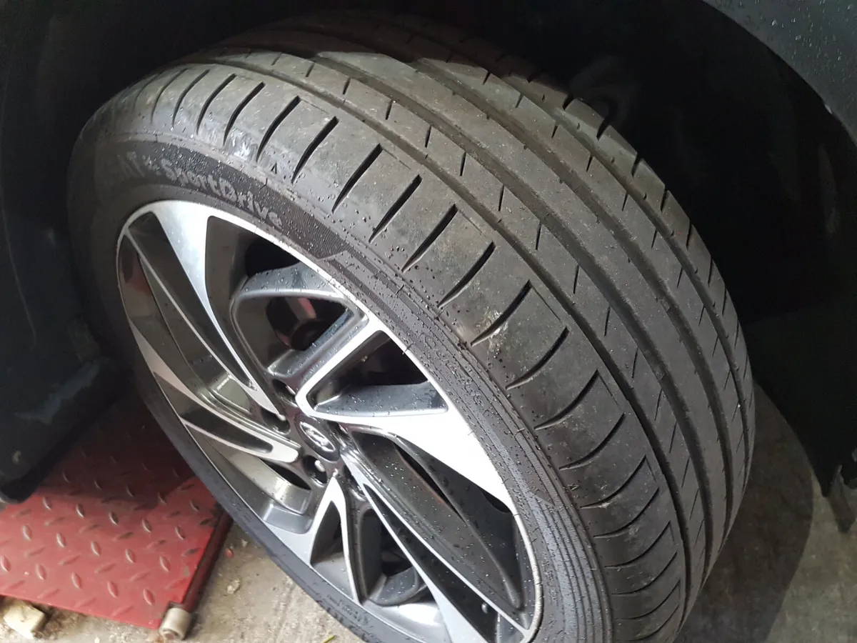 Hyundai Tucson SUV, Diesel, 2019, Red