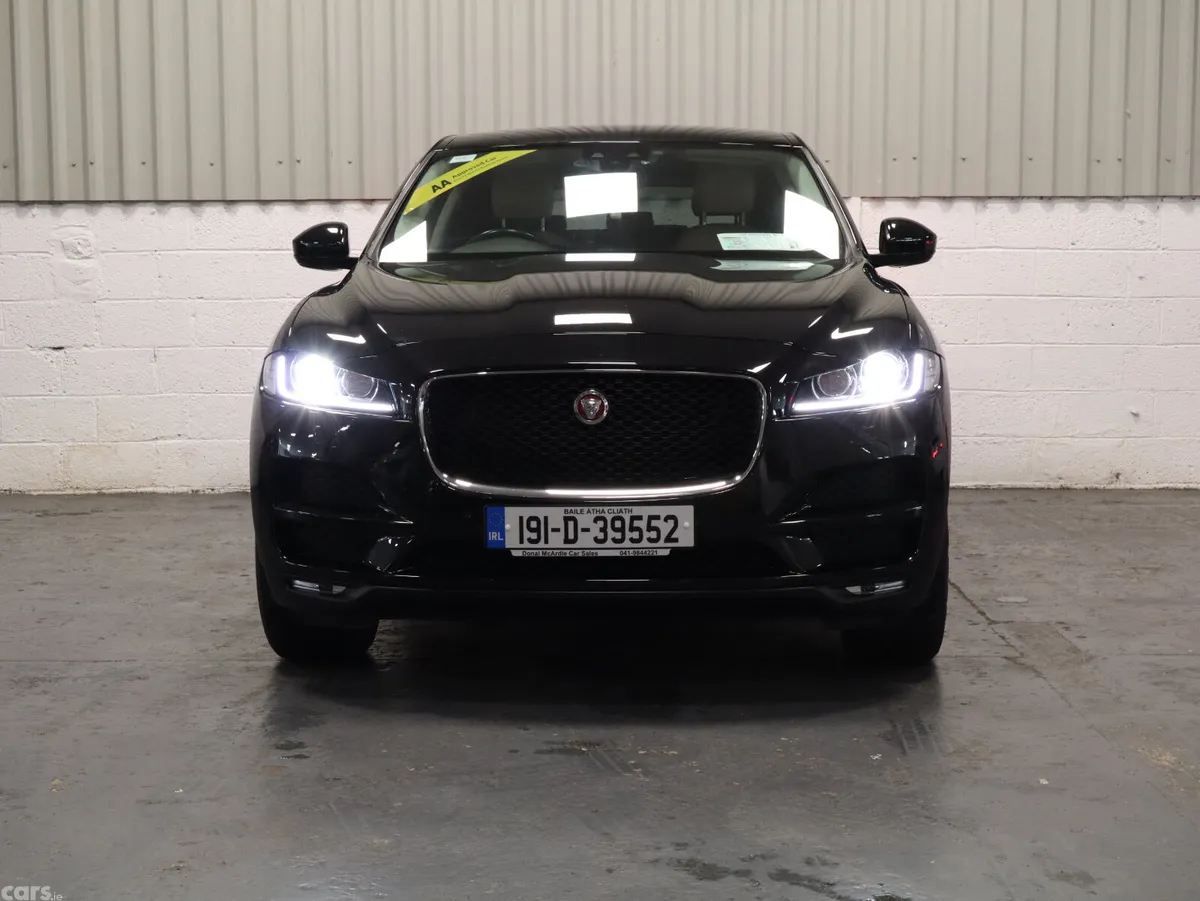 Jaguar F-Pace SUV, Diesel, 2019, Black