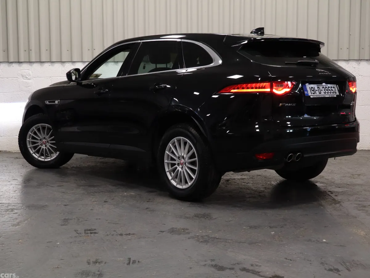 Jaguar F-Pace SUV, Diesel, 2019, Black