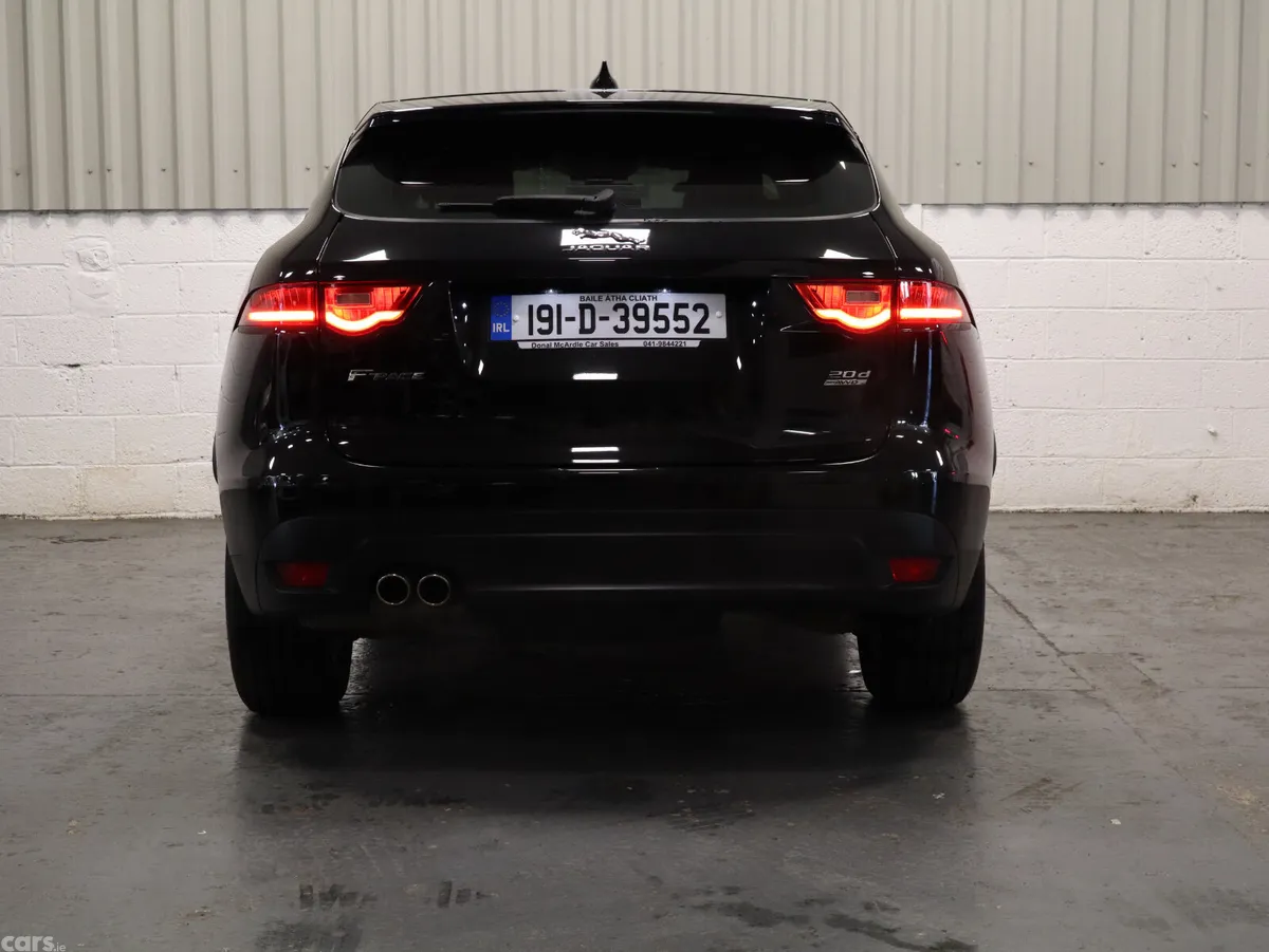 Jaguar F-Pace SUV, Diesel, 2019, Black