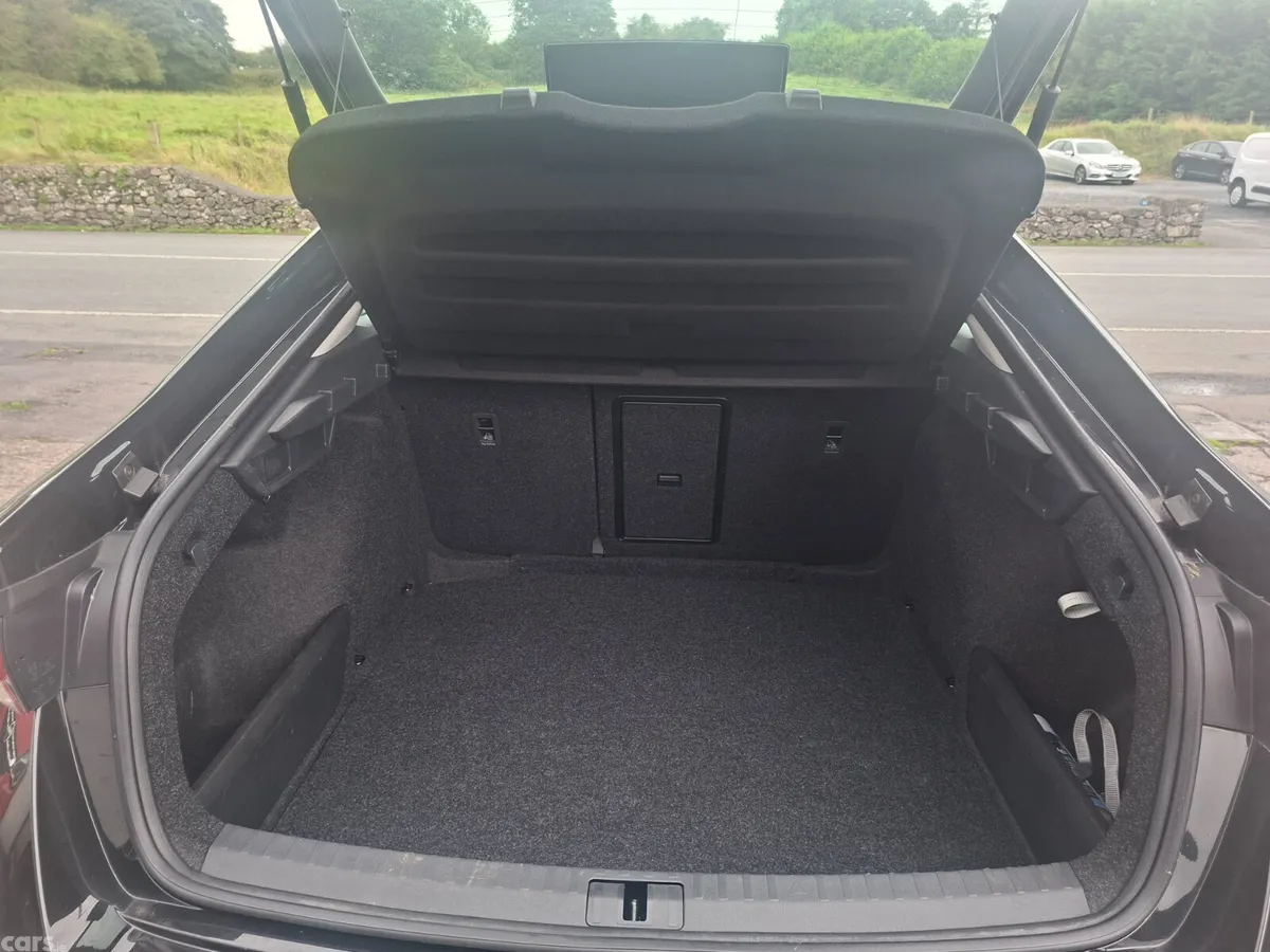Skoda Octavia Saloon, Petrol, 2024, Black