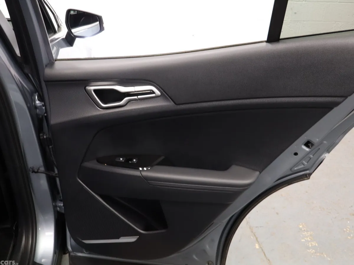 Kia Sportage SUV, Petrol Plug-in Hybrid, 2022, Grey