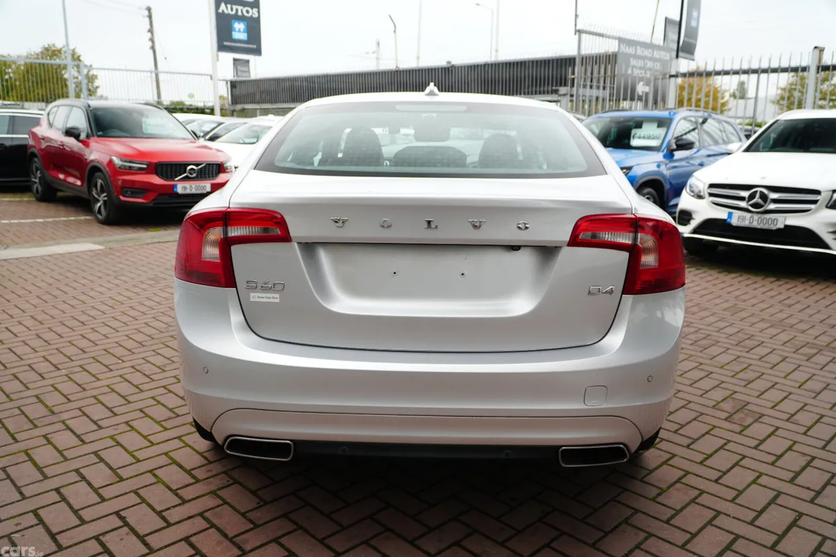 Volvo S60 Saloon, Diesel, 2017, Silver