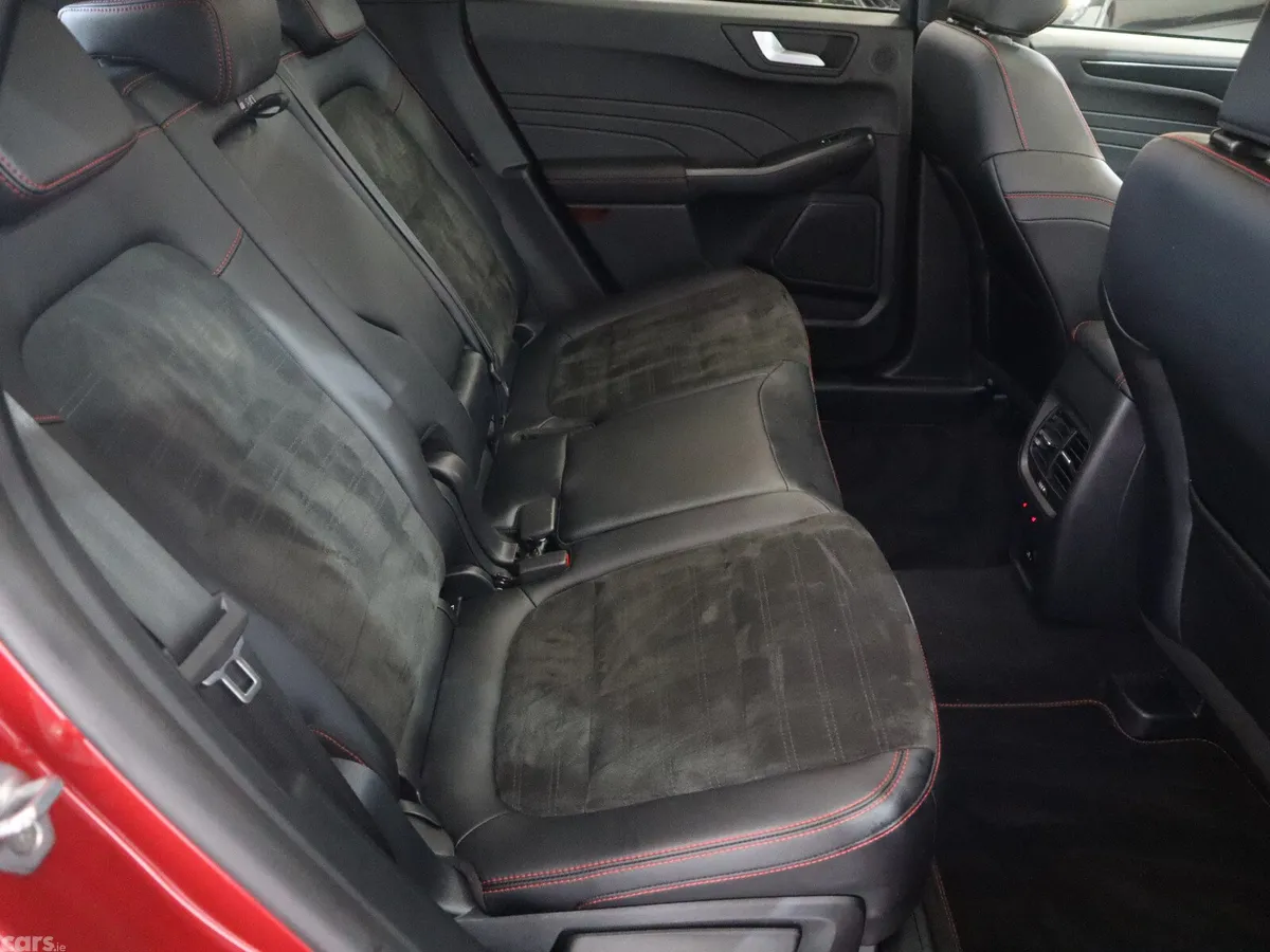 Ford Kuga SUV, Petrol Hybrid, 2023, Red
