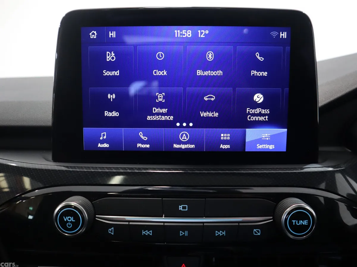Ford Kuga SUV, Petrol Hybrid, 2023, Red