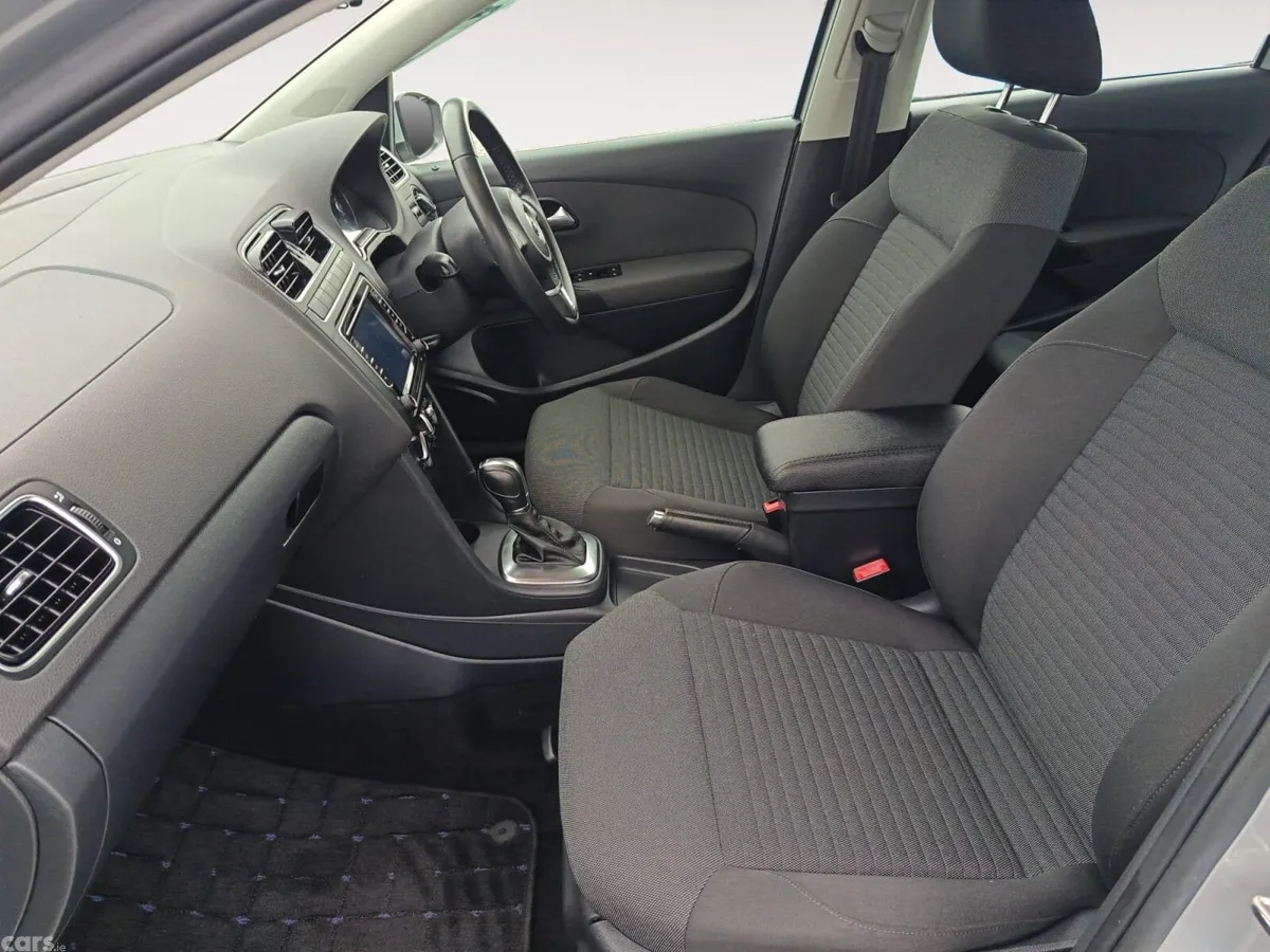 Volkswagen Polo Hatchback, Petrol, 2014, Silver
