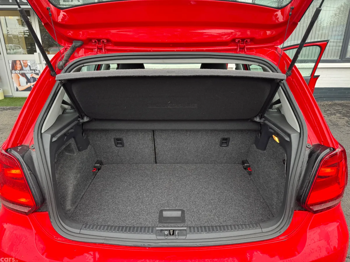 Volkswagen Polo Hatchback, Petrol, 2015, Red