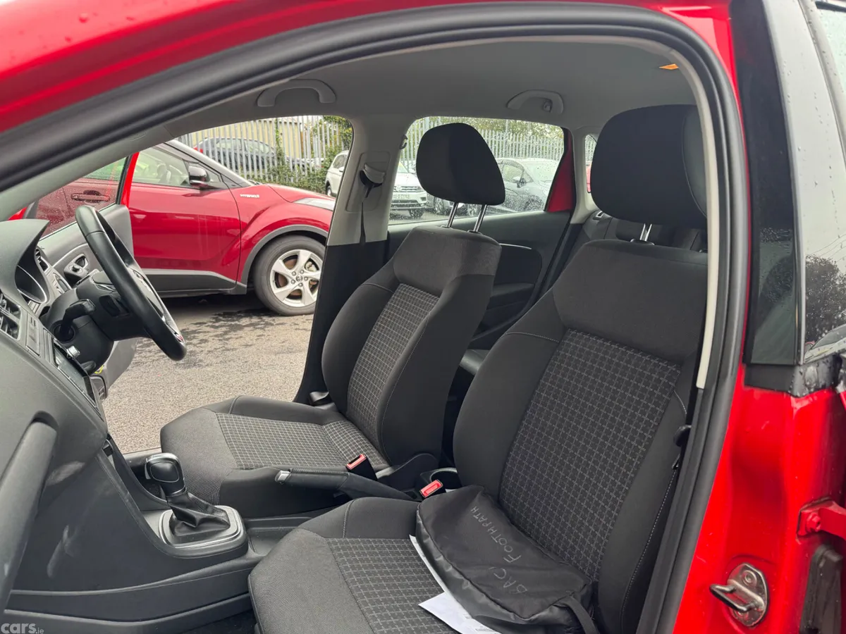 Volkswagen Polo Hatchback, Petrol, 2015, Red