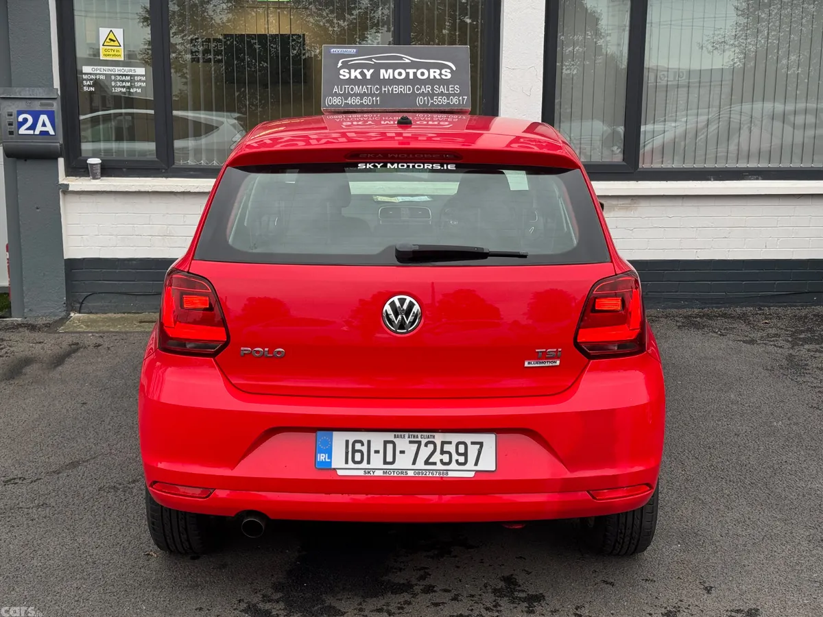 Volkswagen Polo Hatchback, Petrol, 2016, Red