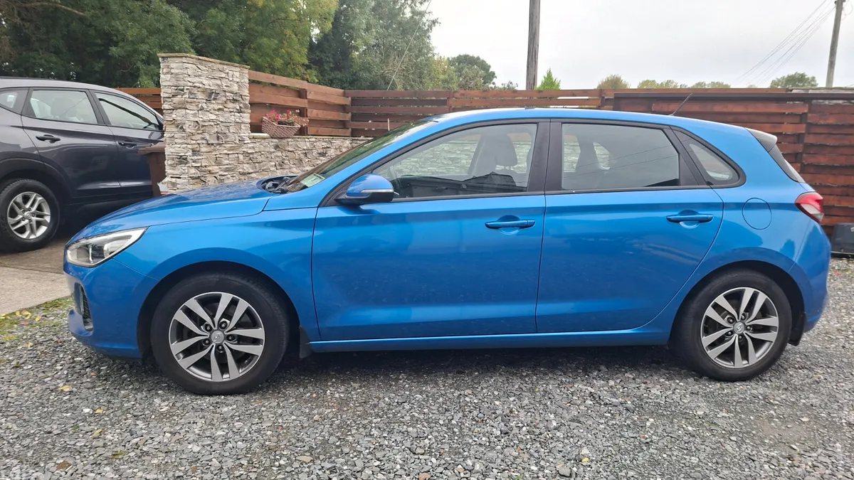 Hyundai i30 Hatchback, Petrol, 2017, Blue