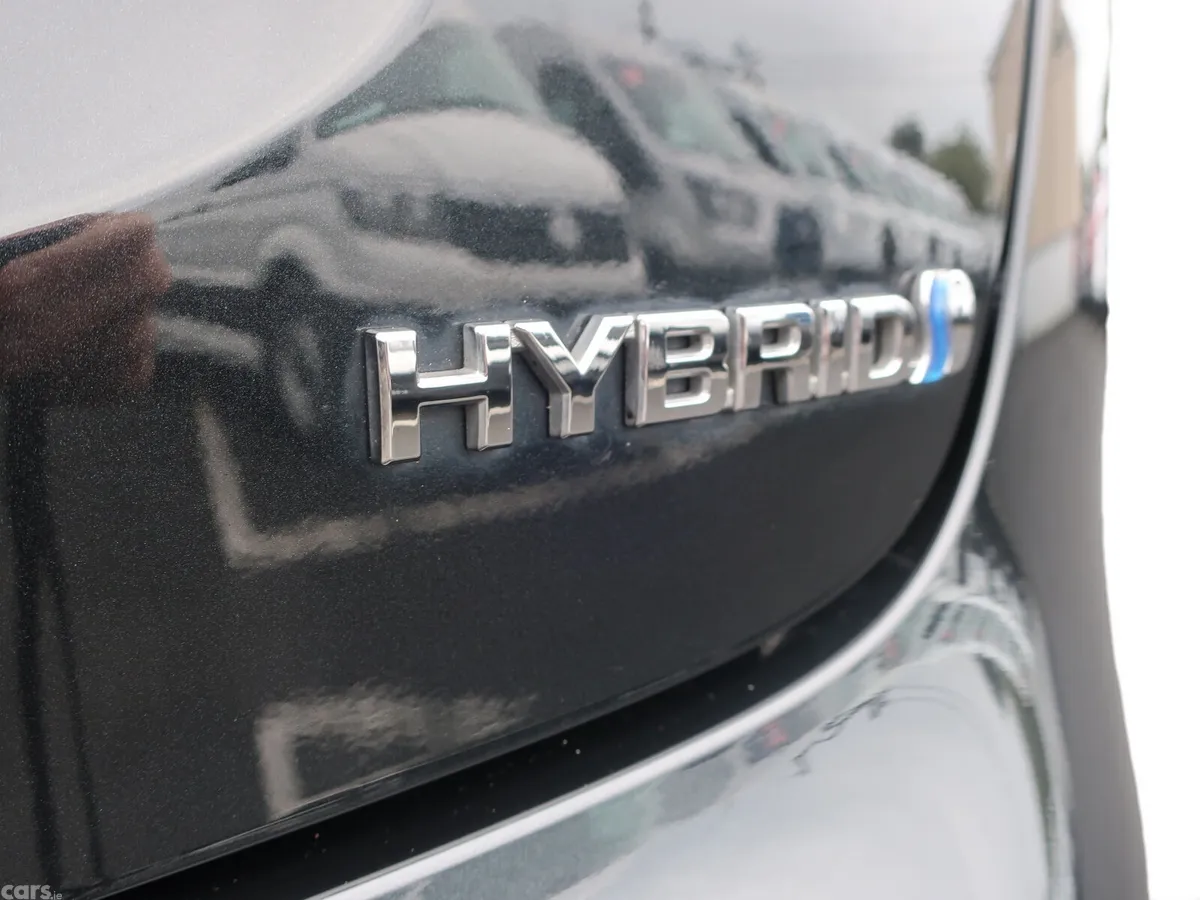 Toyota Yaris Cross Hatchback, Petrol Hybrid, 2024, Black