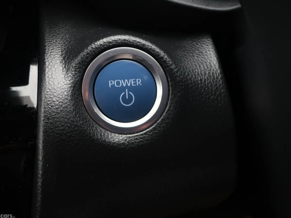 Toyota Yaris Cross Hatchback, Petrol Hybrid, 2024, Black