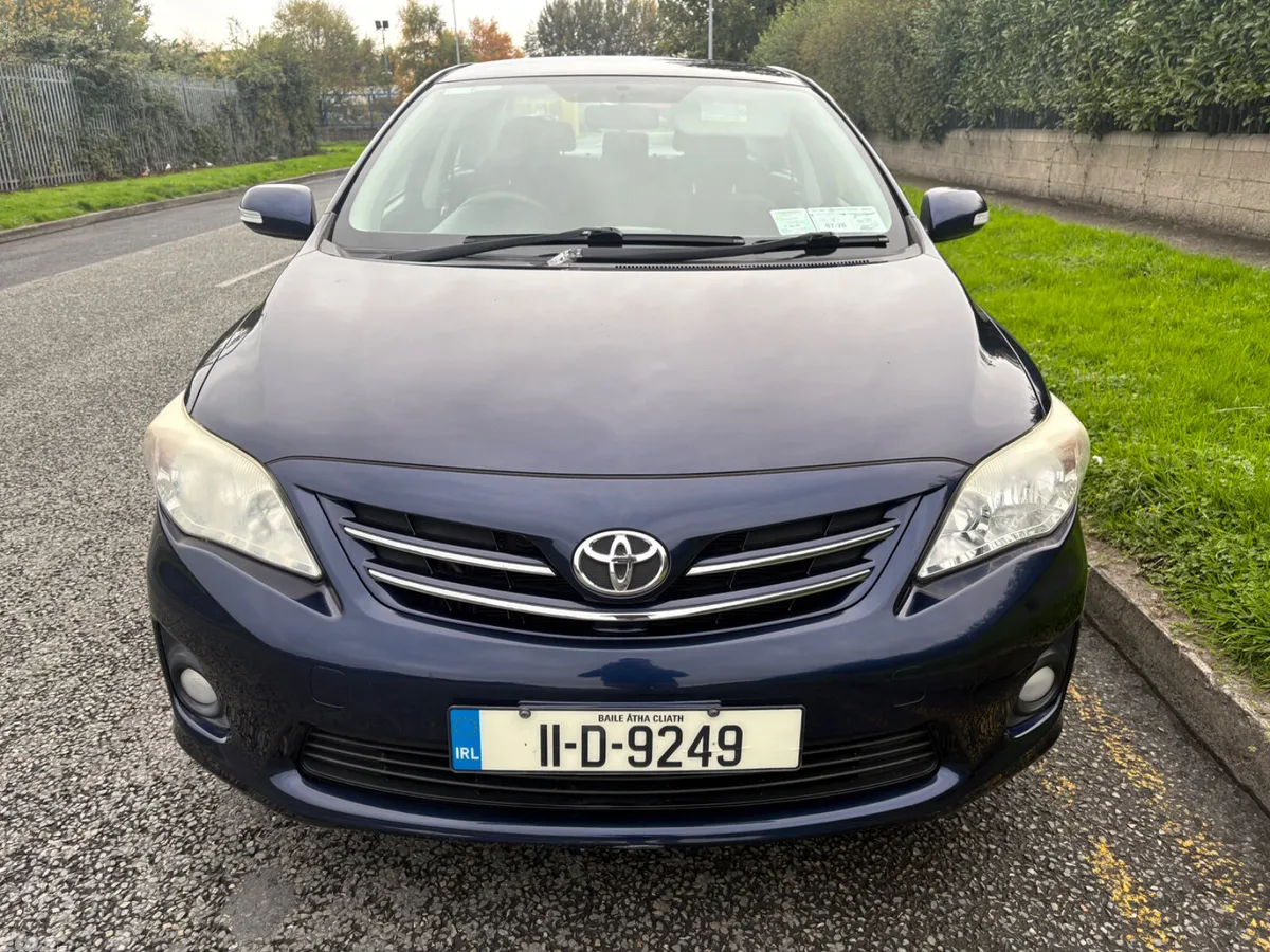 Toyota Corolla Saloon, Diesel, 2011, Blue