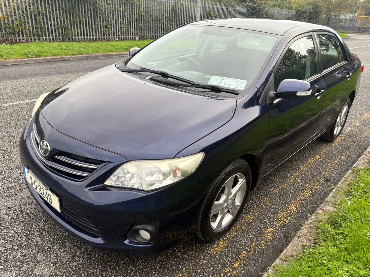 Toyota Corolla Saloon, Diesel, 2011, Blue