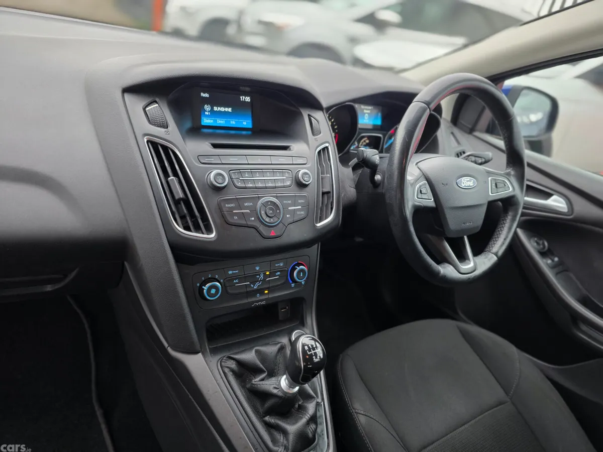 Ford Focus Hatchback, Diesel, 2015, Blue