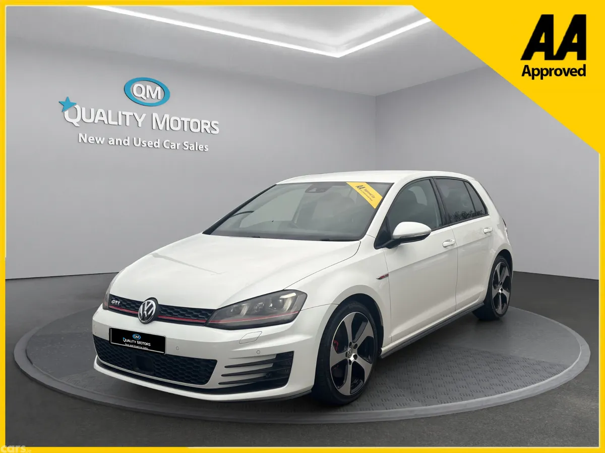 Volkswagen Golf Hatchback, Petrol, 2014, White