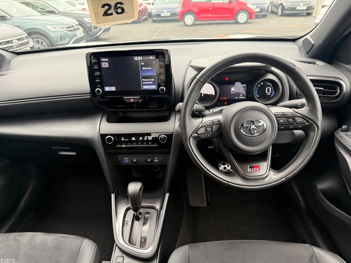 Toyota Yaris Cross SUV, Petrol Hybrid, 2023, White
