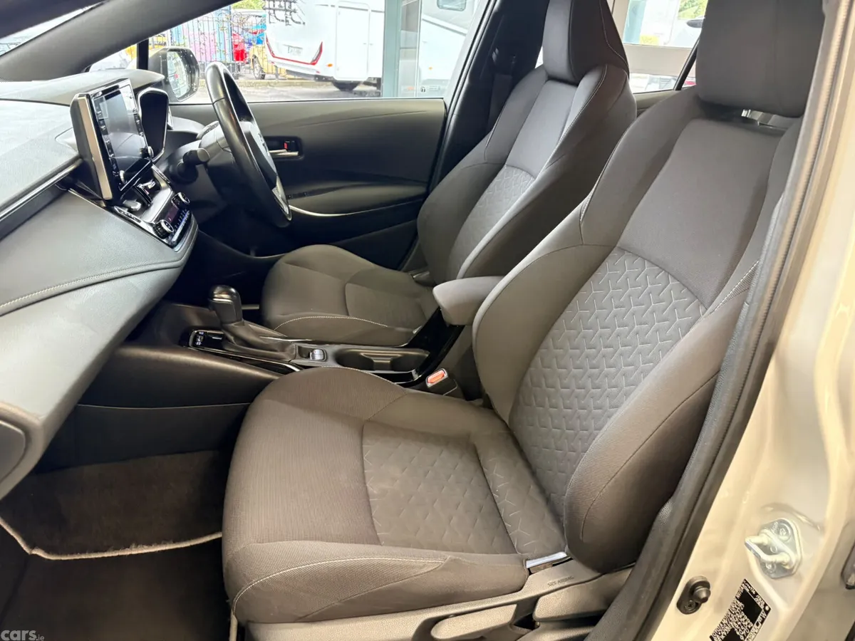 Toyota Corolla Hatchback, Petrol Hybrid, 2022, Grey