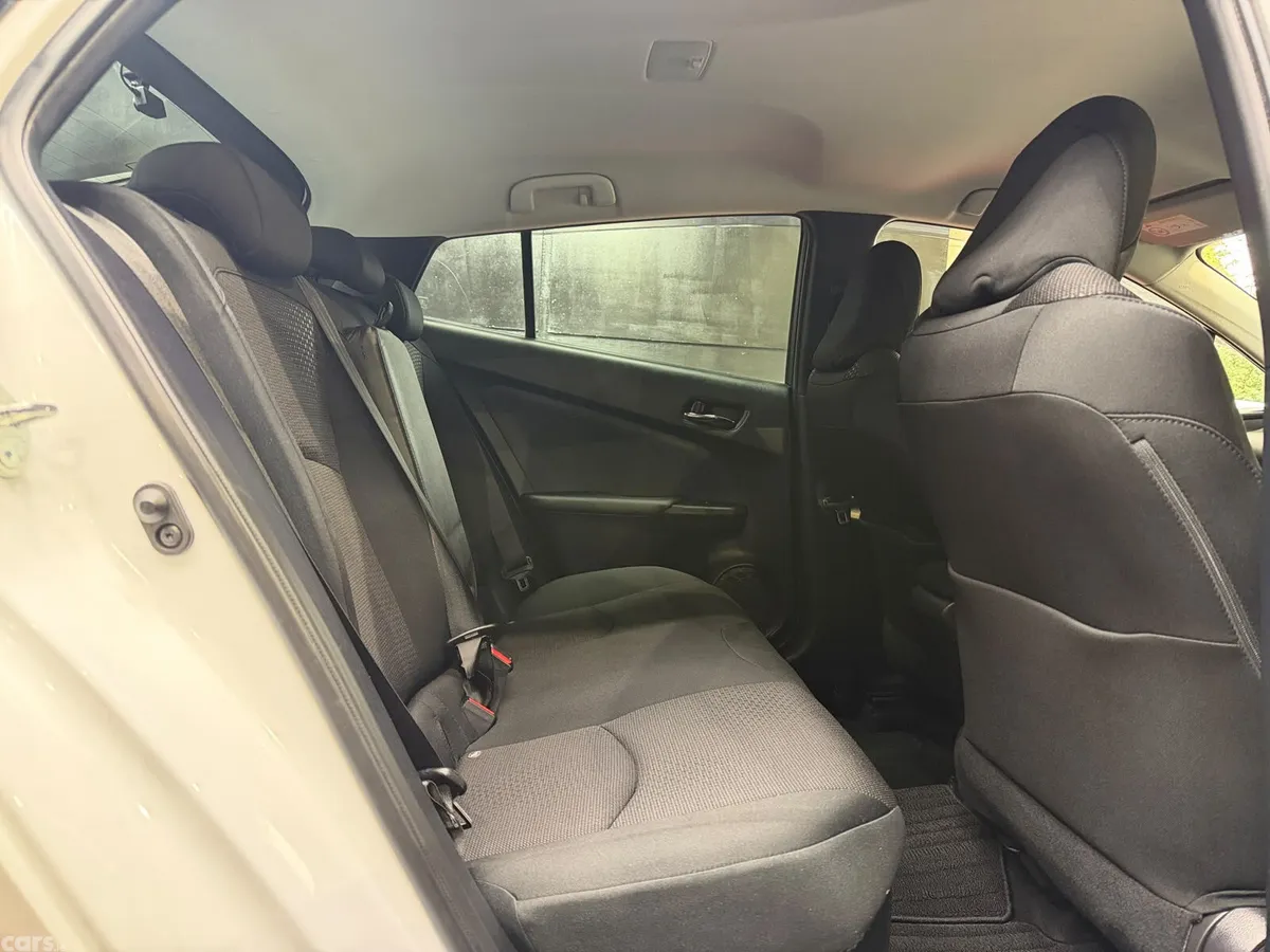 Toyota Prius Hatchback, Petrol Hybrid, 2022, White