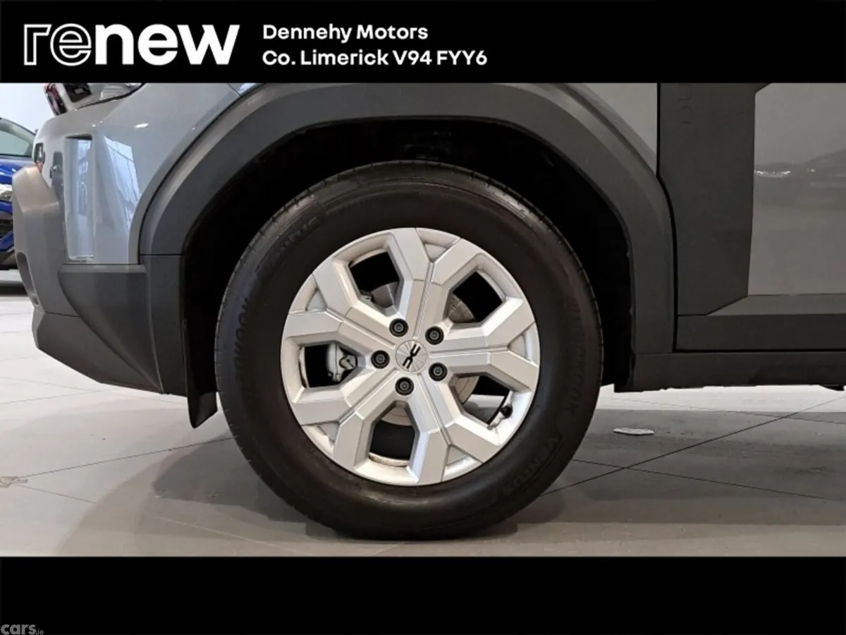 Dacia Duster SUV, Petrol Hybrid, 2026, Grey