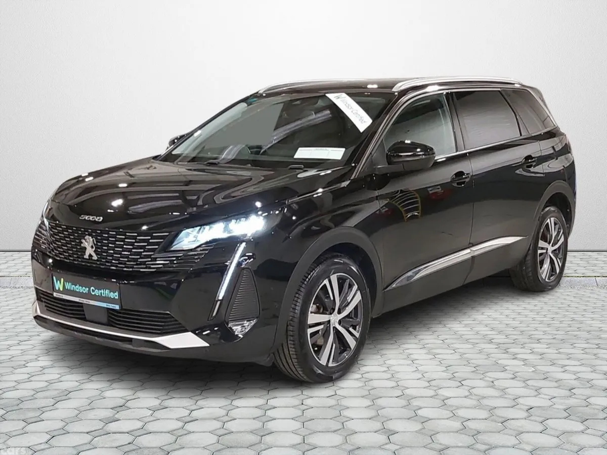 Peugeot 5008 MPV, Petrol, 2022, Black