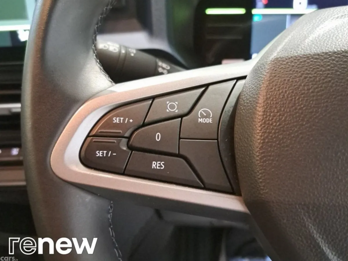 Dacia Duster SUV, Petrol Hybrid, 2026, Grey