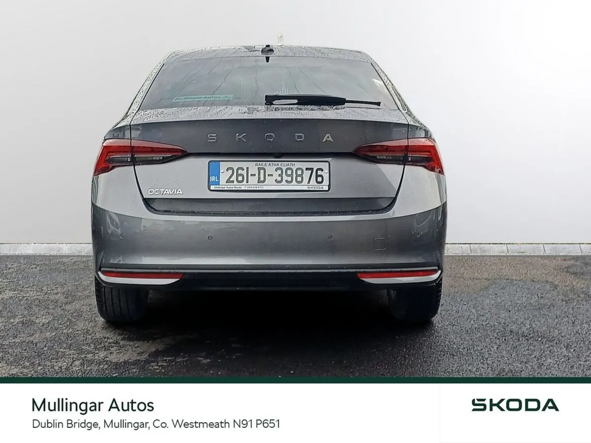 Skoda Octavia Saloon, Diesel, 2026, Grey