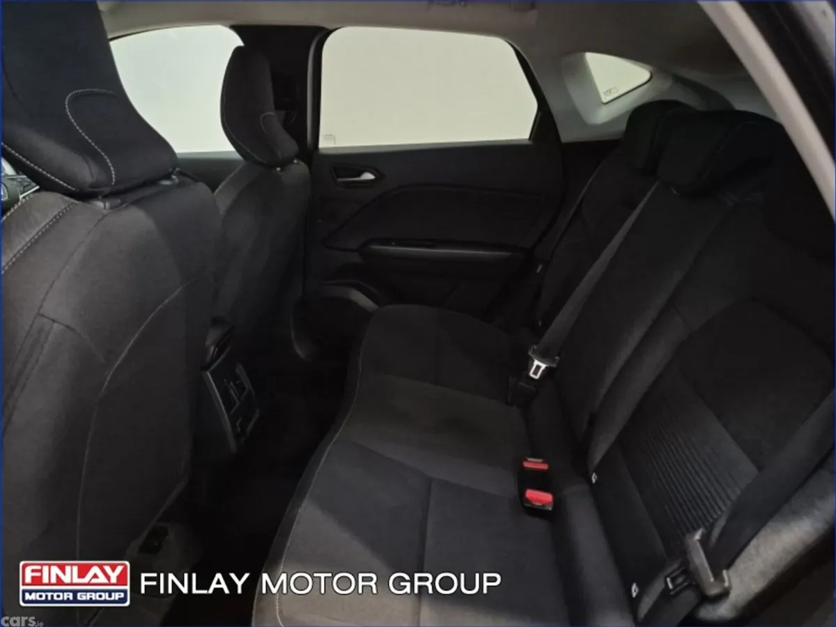 Renault Captur Hatchback, Diesel, 2021, Grey