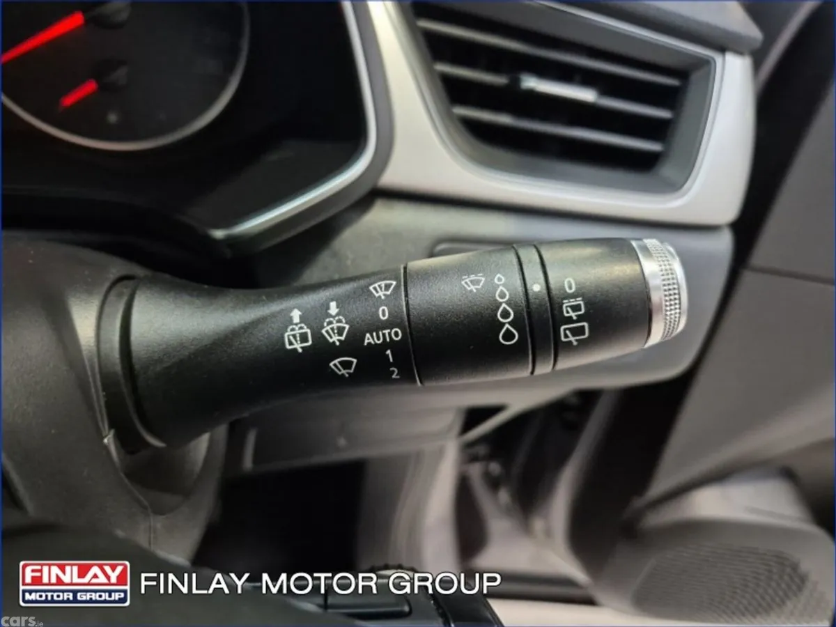 Renault Captur Hatchback, Diesel, 2021, Grey
