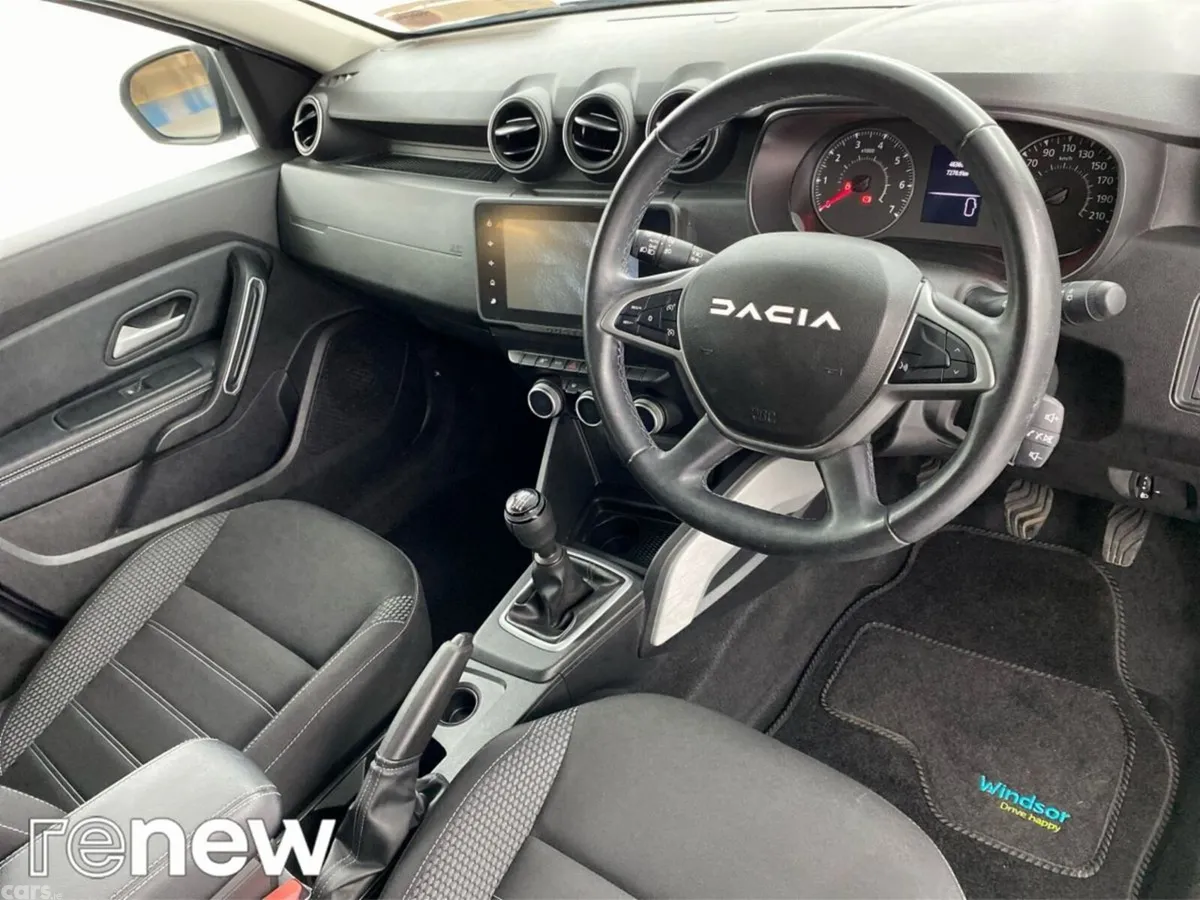Dacia Duster SUV, Petrol, 2023, Grey