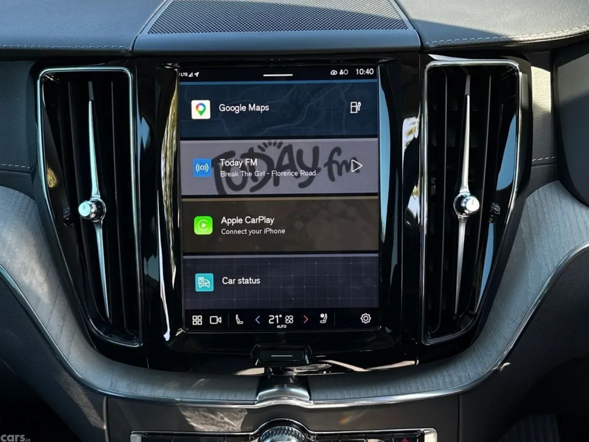 Volvo XC60 SUV, Petrol Plug-in Hybrid, 2025, Grey