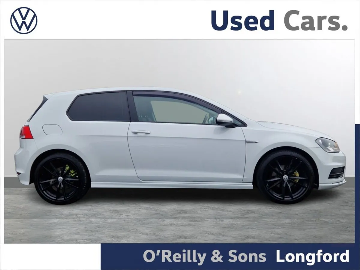 Volkswagen Golf Hatchback, Petrol, 2016, White