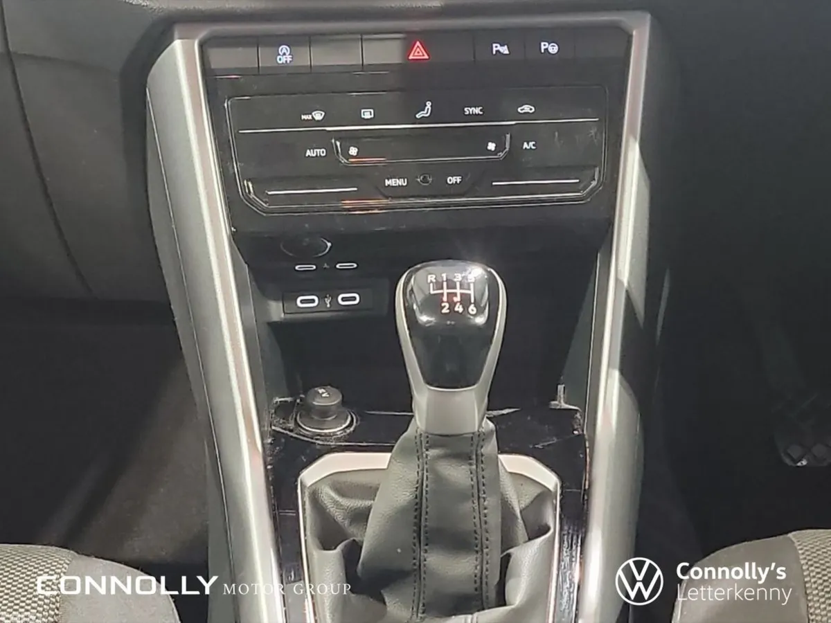 Volkswagen T-Roc SUV, Petrol, 2023, Grey