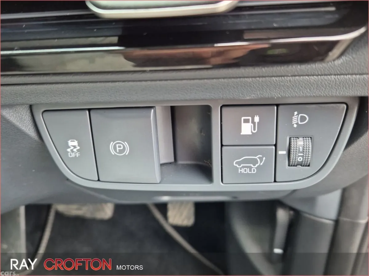 Kia EV6 MPV, Electric, 2023, Blue