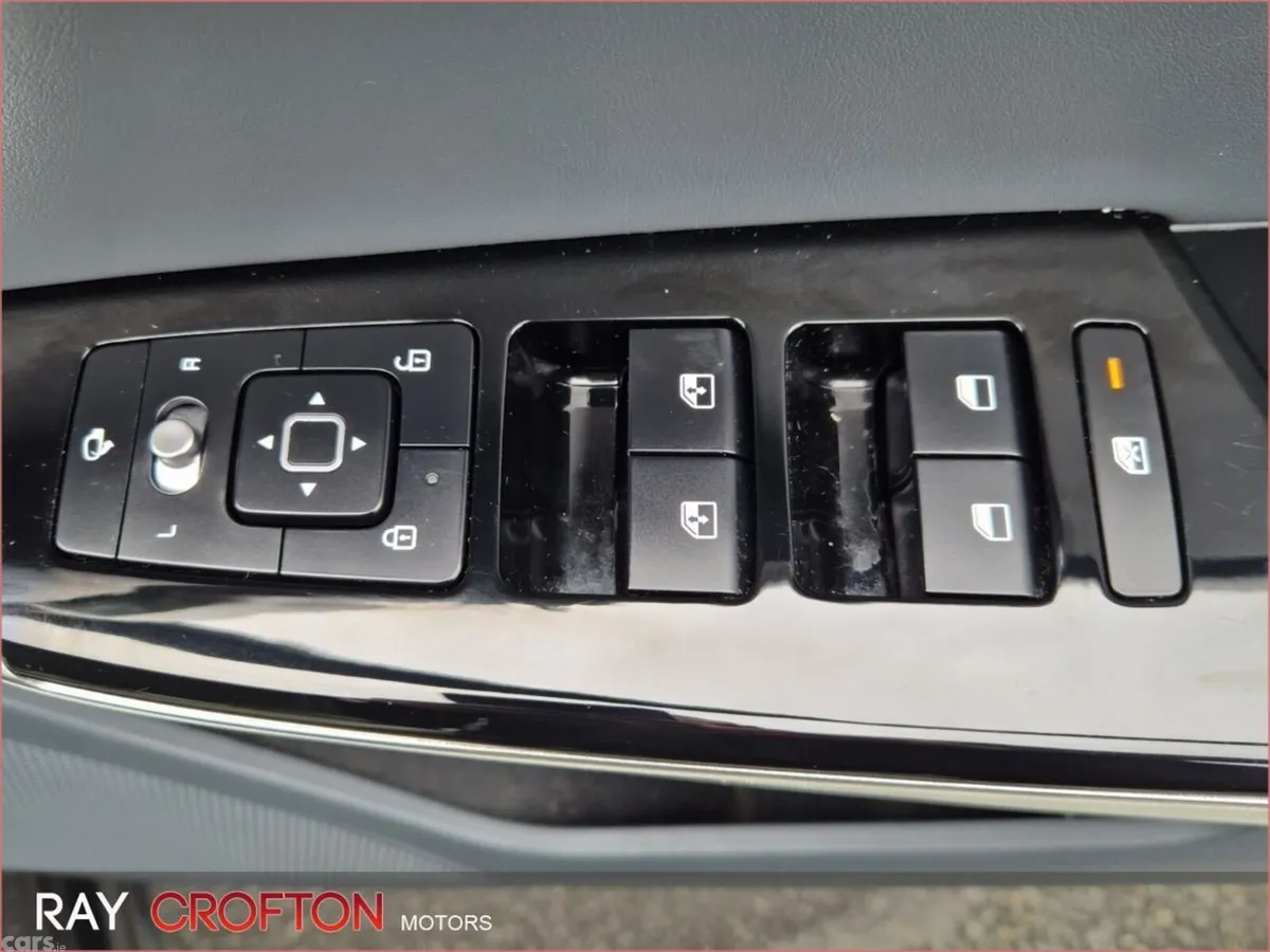 Kia EV6 MPV, Electric, 2023, Blue