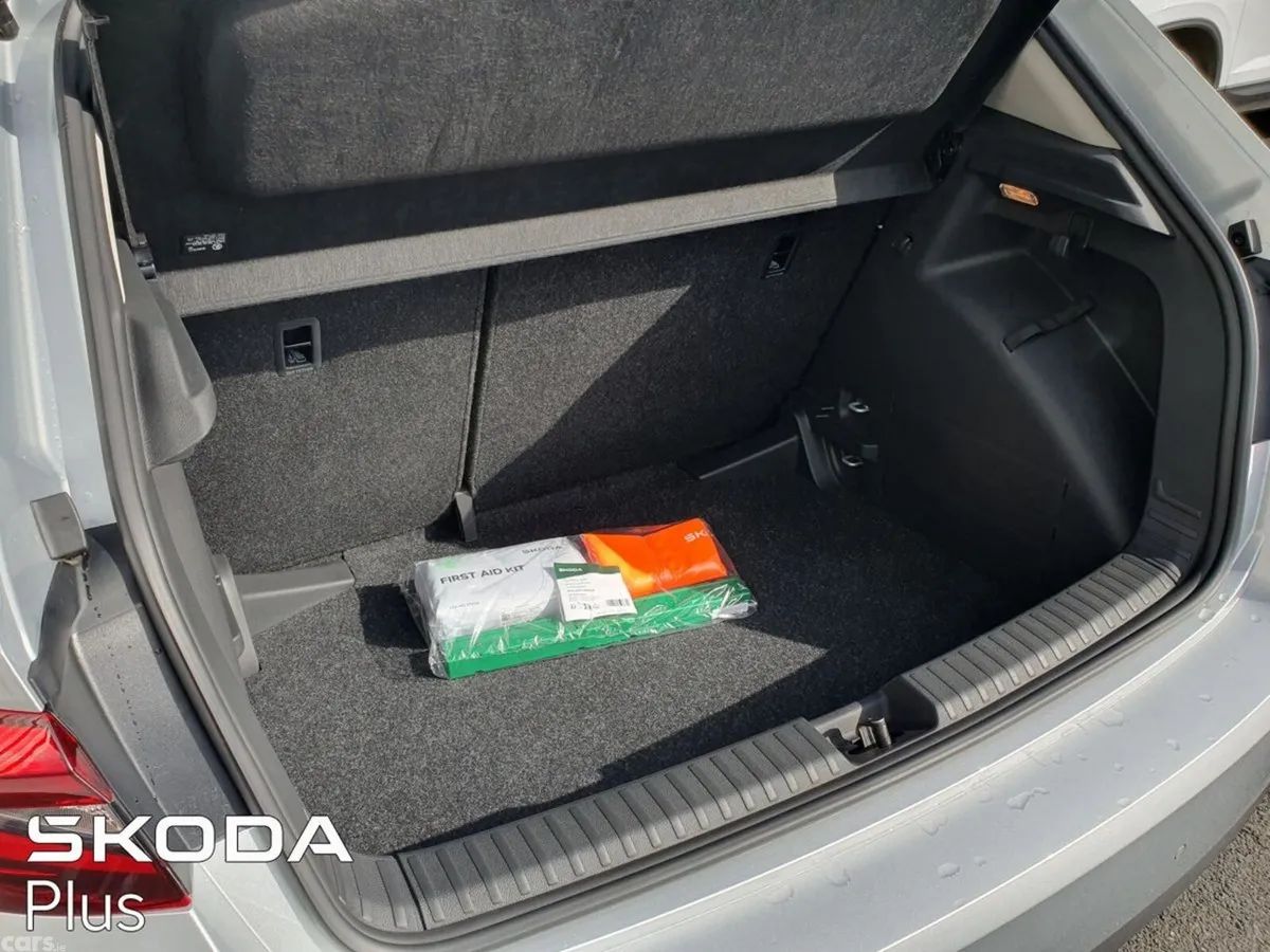 Skoda Fabia Hatchback, Petrol, 2026, Silver
