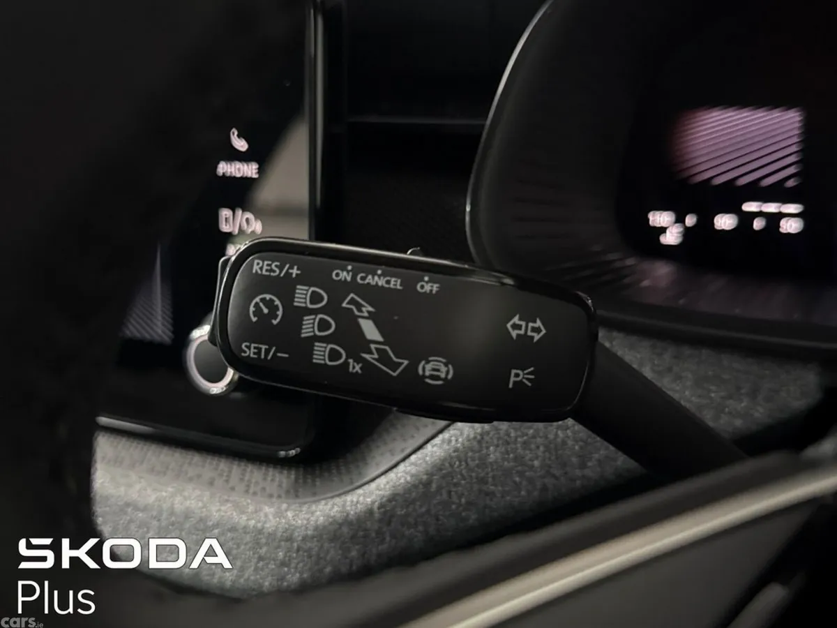 Skoda Kamiq SUV, Petrol, 2025, Blue