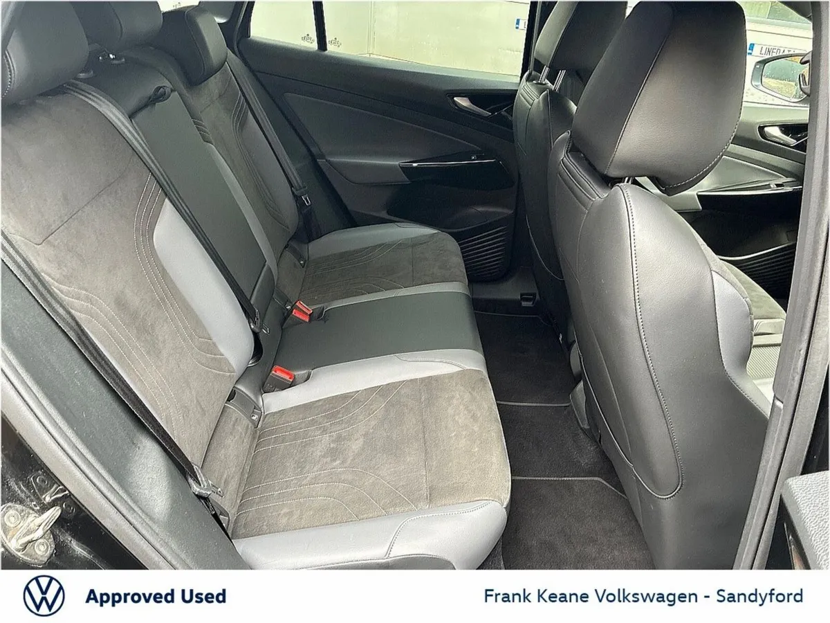 Volkswagen ID.4 Estate, Electric, 2023, Black