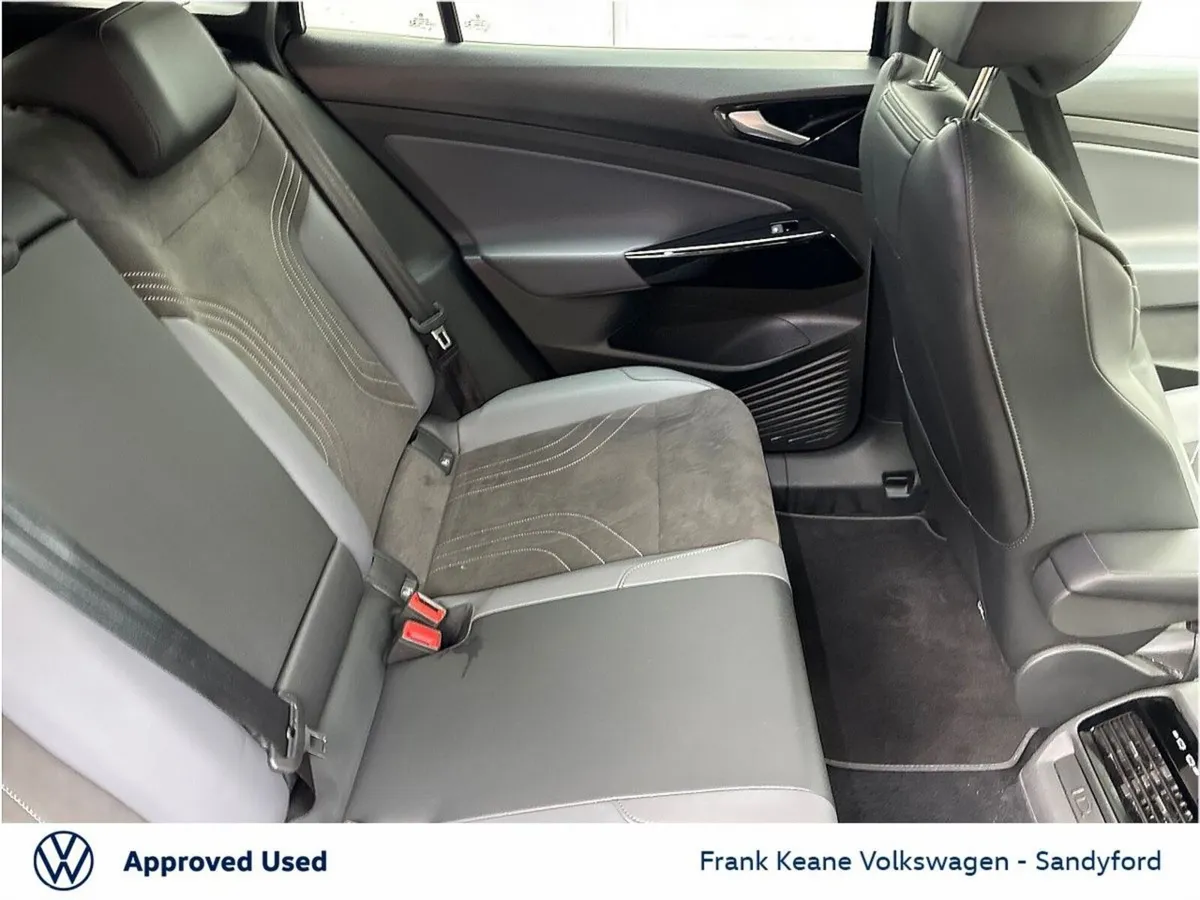 Volkswagen ID.4 Estate, Electric, 2023, Black