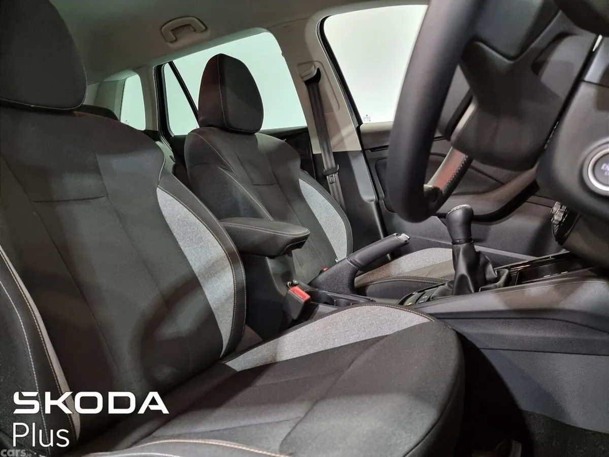 Skoda Kamiq Hatchback, Petrol, 2026, Black