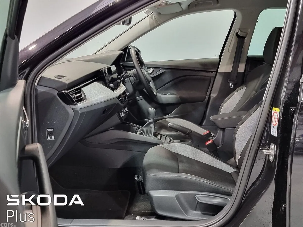 Skoda Kamiq Hatchback, Petrol, 2026, Black
