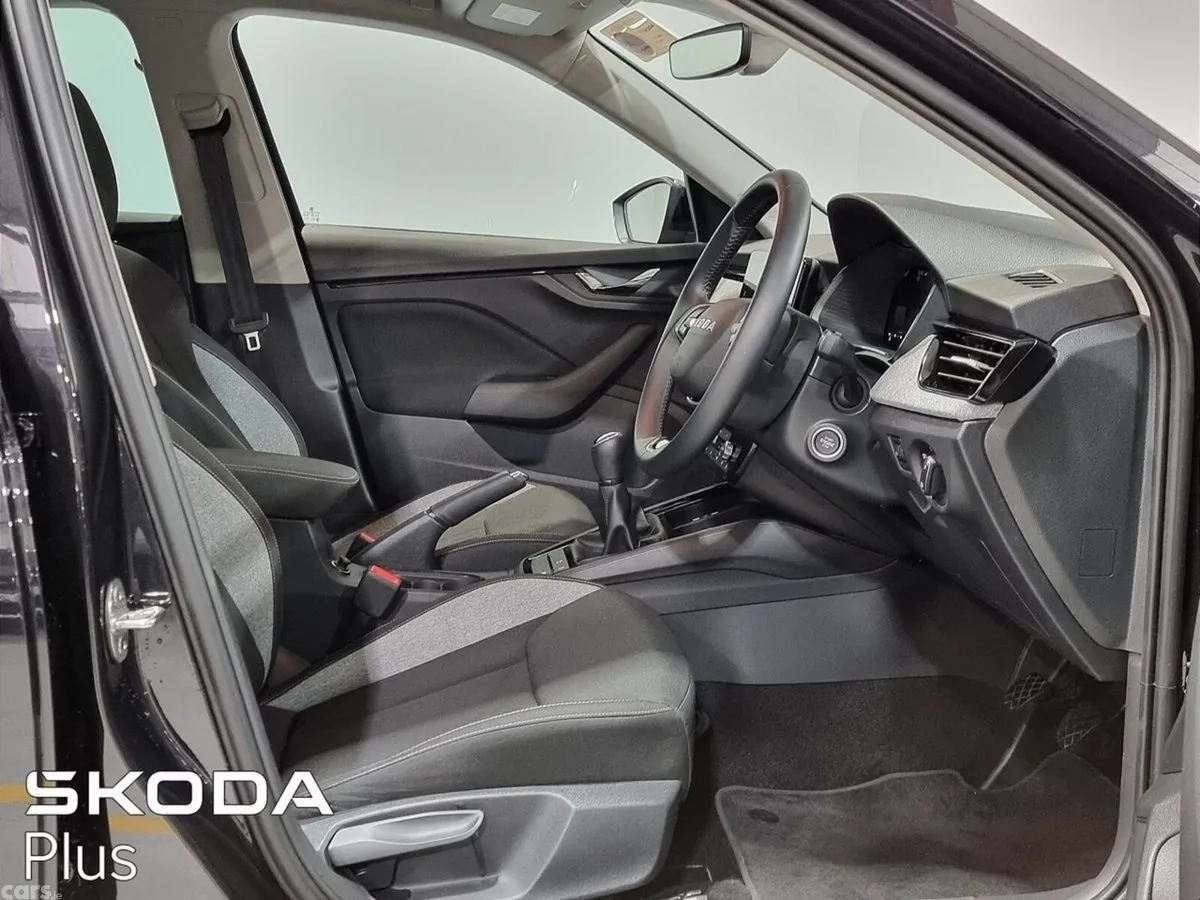 Skoda Kamiq Hatchback, Petrol, 2026, Black