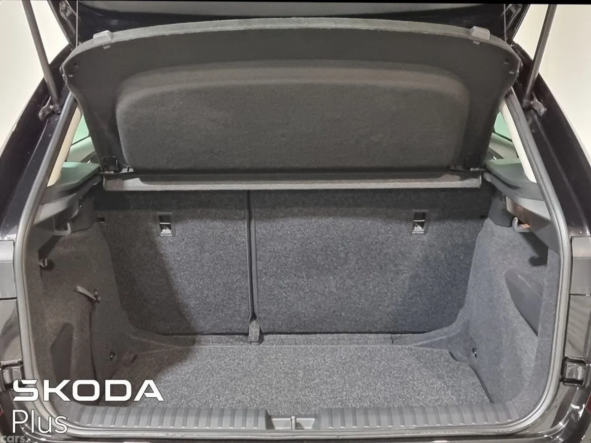 Skoda Kamiq Hatchback, Petrol, 2026, Black