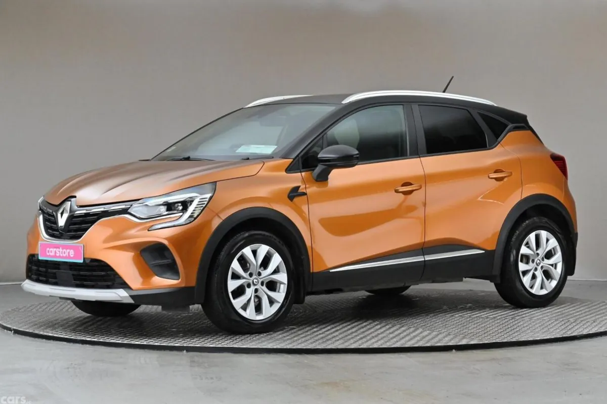 Renault Captur Hatchback, Petrol, 2021, Orange