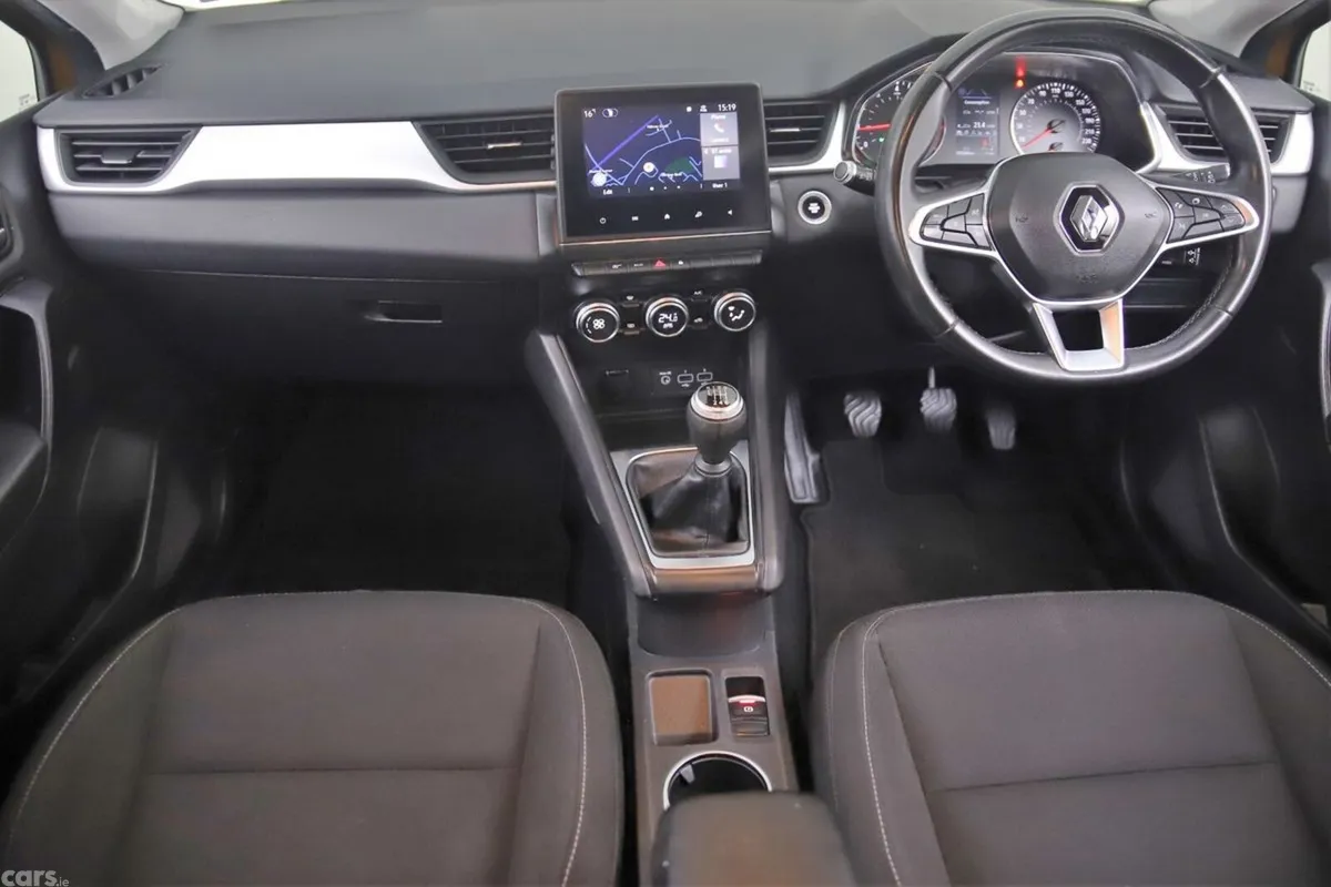 Renault Captur Hatchback, Petrol, 2021, Orange