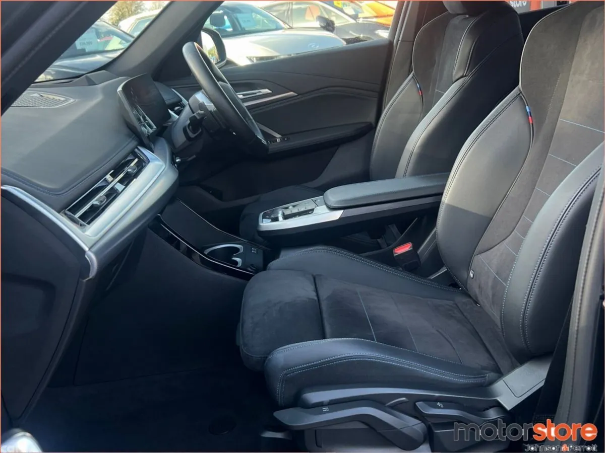 BMW iX1 SUV, Electric, 2025, Black