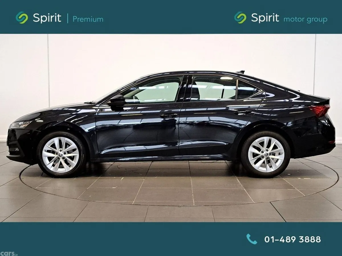 Skoda Octavia Saloon, Petrol Hybrid, 2024, Black