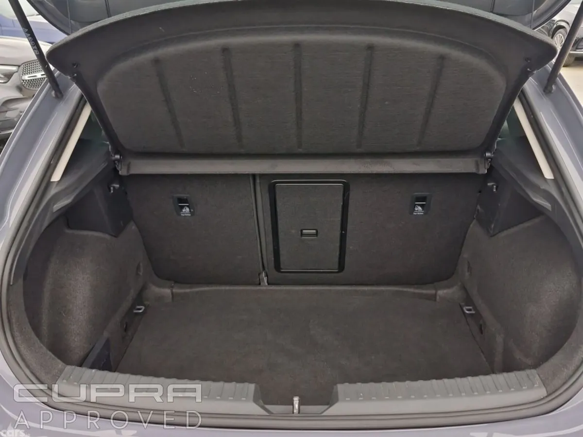 Cupra Leon Hatchback, Diesel, 2024, Grey