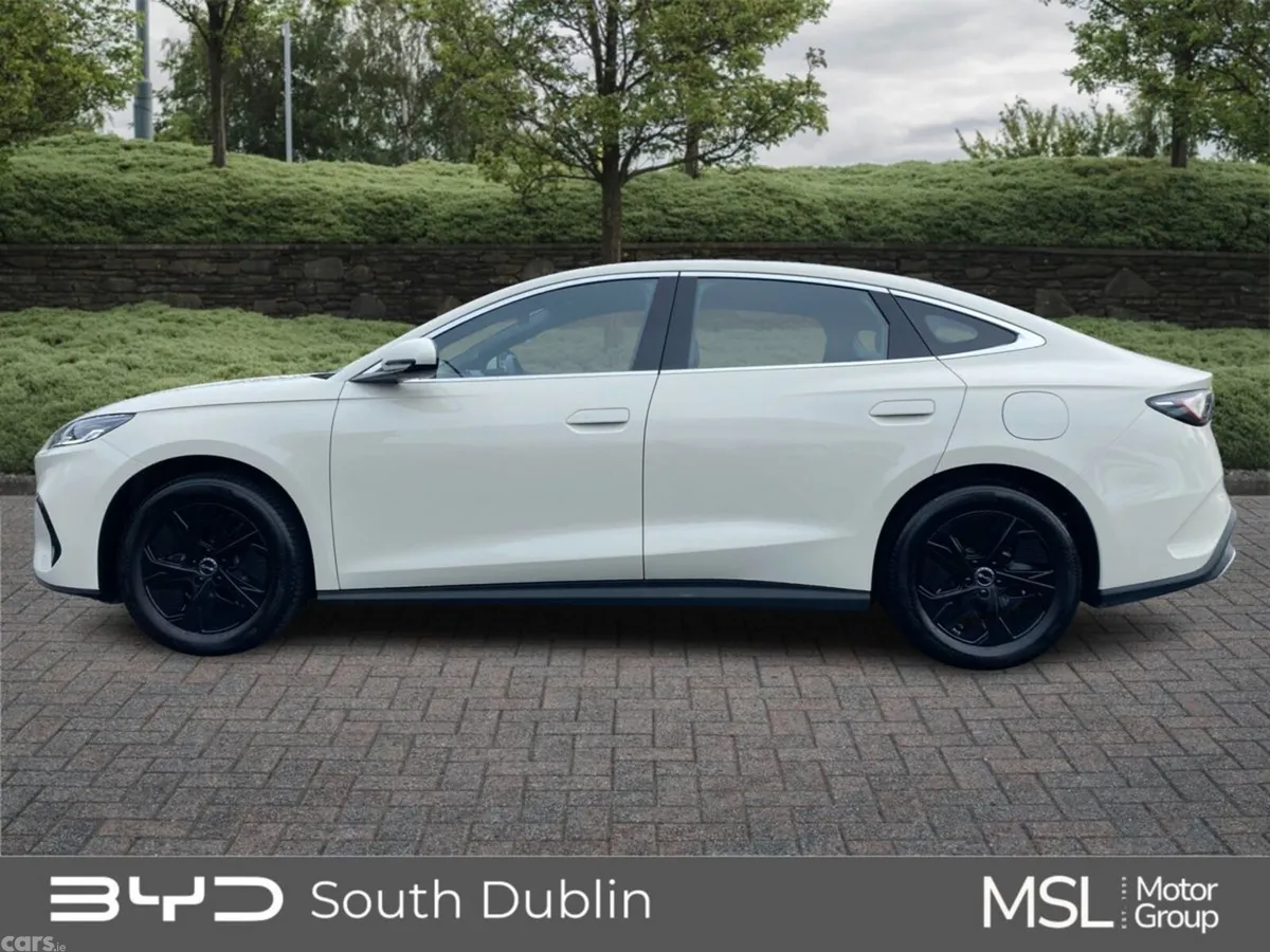 BYD Seal 6 Saloon, Petrol Plug-in Hybrid, 2026, White