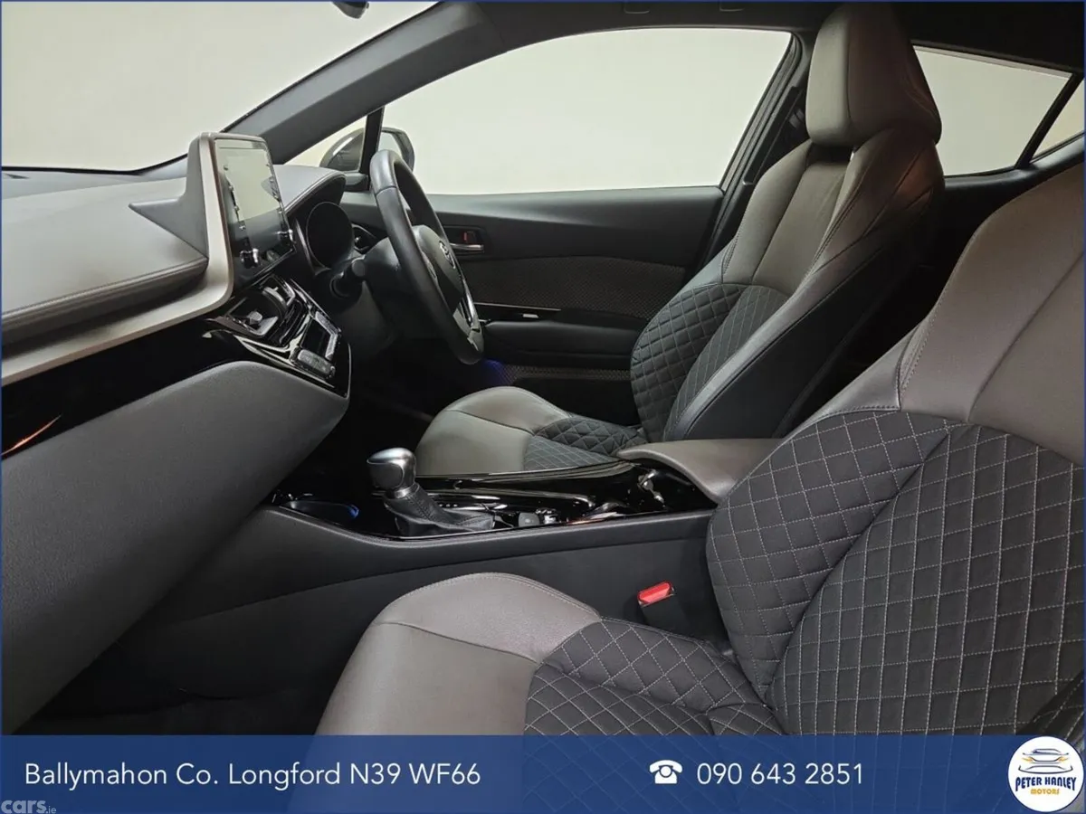 Toyota C-HR SUV, Petrol Hybrid, 2023, Black